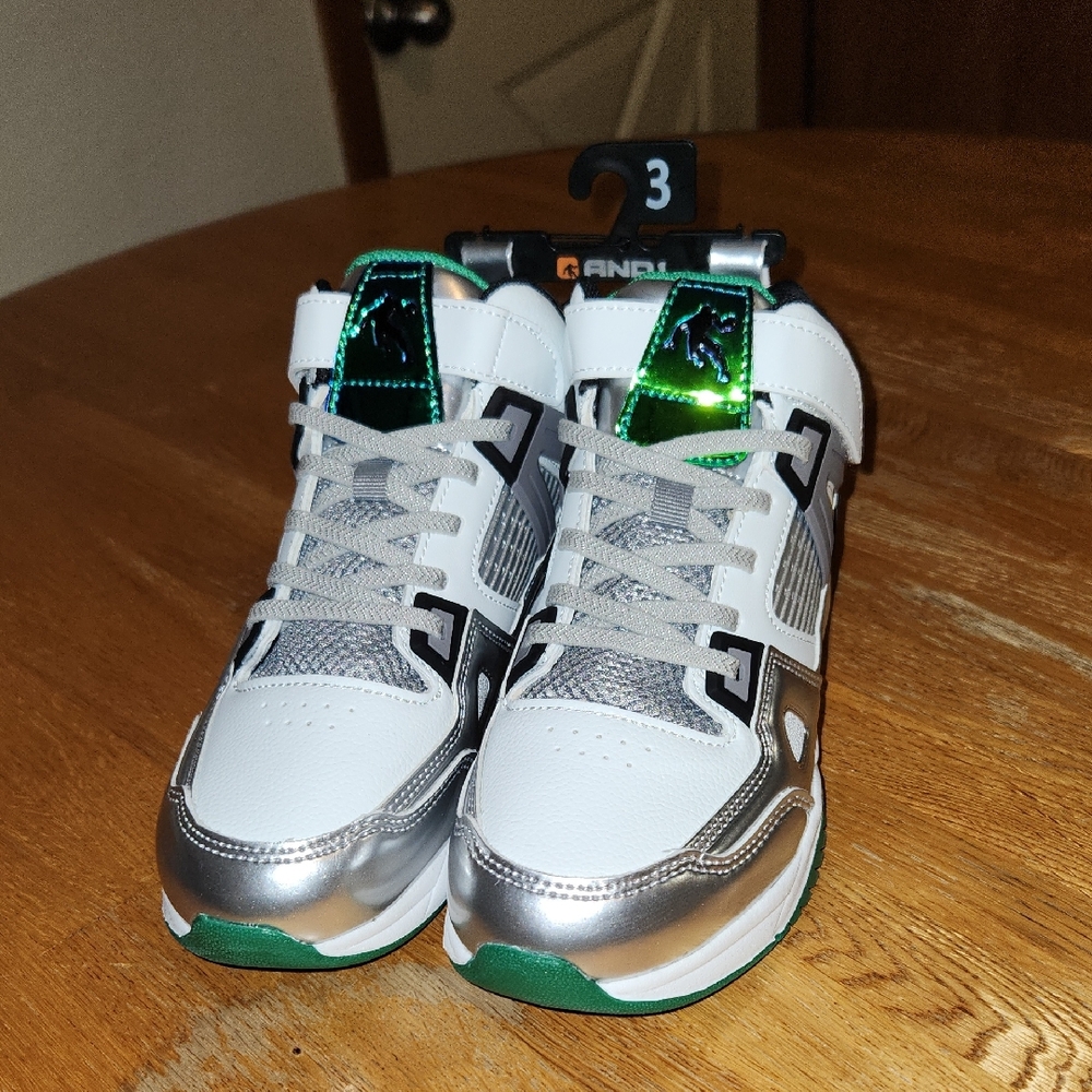 Andi Boys Hightop Tennis Shoes